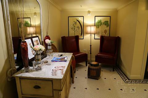 Texas--Houston--Hotel Icon Autograph Collection Fitness Center (2).JPG