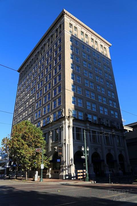 Texas--Houston--Hotel Icon Autograph Collection Exterior  (1).JPG