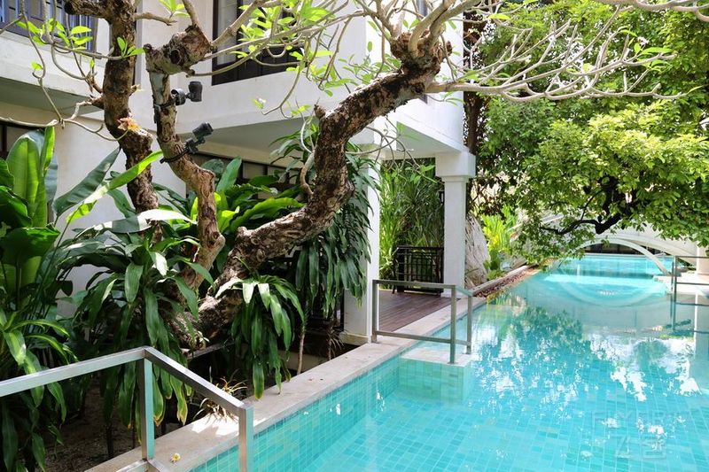 Koh Samui--Le Meridien Koh Samui Resort and Spa Swimming Pool (13).JPG