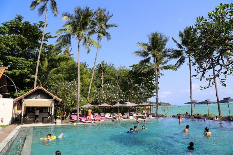 Koh Samui--Le Meridien Koh Samui Resort and Spa Swimming Pool (5).JPG