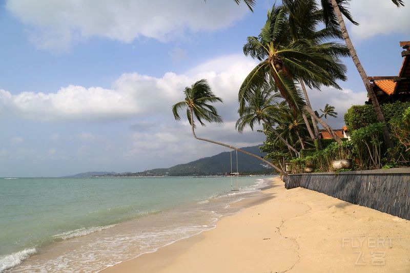 Koh Samui--Le Meridien Koh Samui Resort and Spa Beach Area (24).JPG