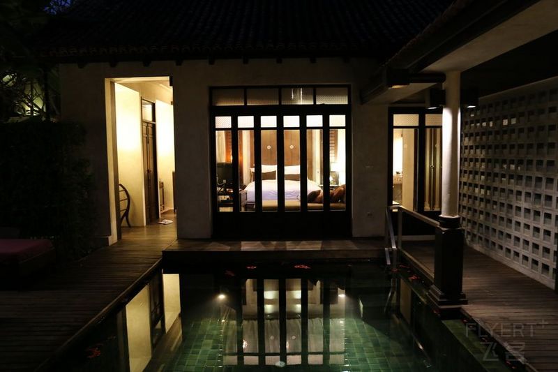 Koh Samui--Le Meridien Koh Samui Resort and Spa Pavilion Pool Villa at Night (3).JPG