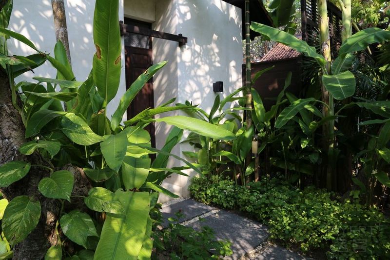 Koh Samui--Le Meridien Koh Samui Resort and Spa Pavilion Pool Villa Entrance (1).JPG