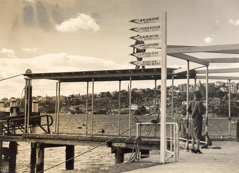 Gateway-to-the-world-Rose-Bay-flying-boat-base-1939.jpg