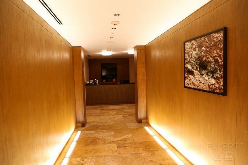 Sacred Valley--Tambo Del Inka A Luxury Collection Hallway.JPG