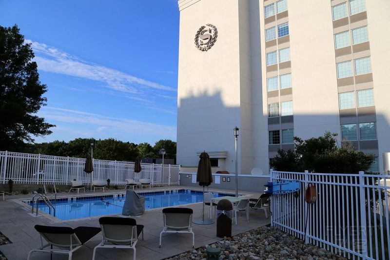 Pittsburgh--Sheraton Pittsburgh Airport Swimming Pool.JPG