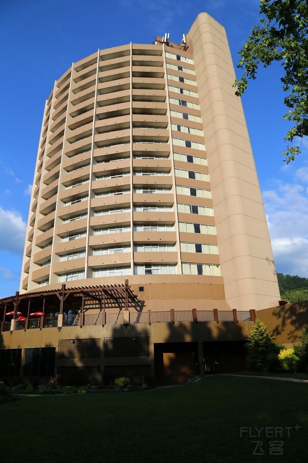 Tennessee--The Park Vista, A DoubleTree by Hilton Gatlinburg Exterior (1).JPG
