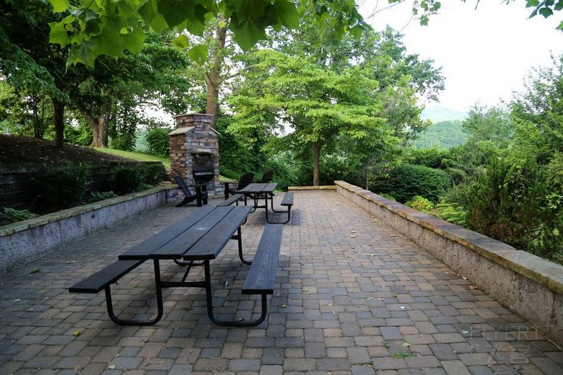 Tennessee--The Park Vista, A DoubleTree by Hilton Gatlinburg Garden (4).JPG