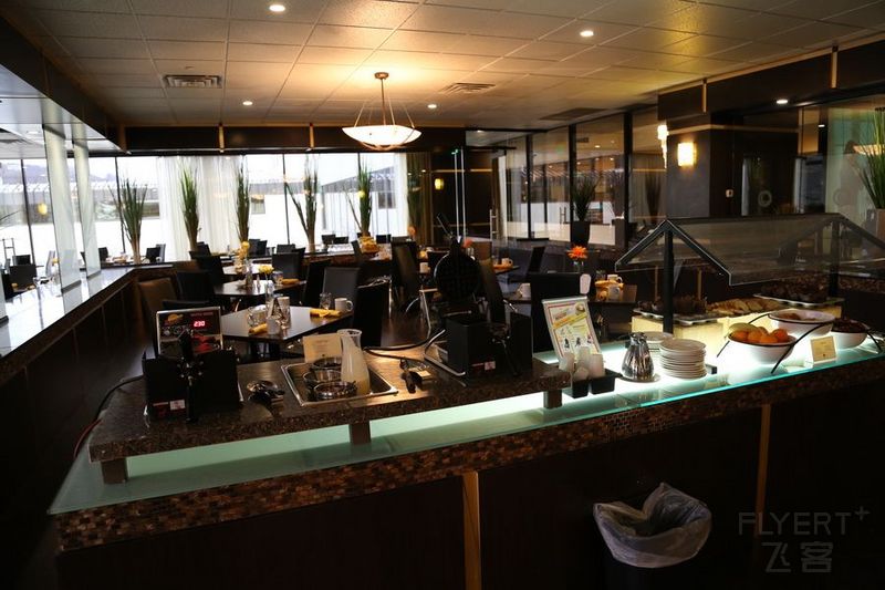 Binghamton--Doubletree by Hilton Binghamton Restaurant and Breakfast (4).JPG