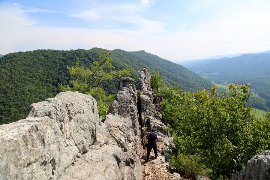 ݣɭסջ   ĩСSeneca RockDans Mountains