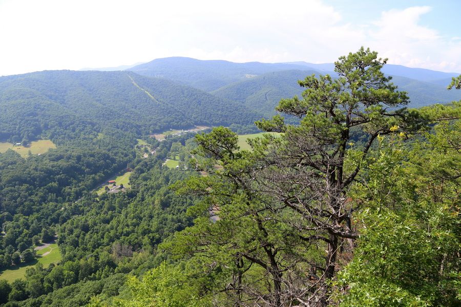 ݣɭסջ   ĩСSeneca RockDans Mountains