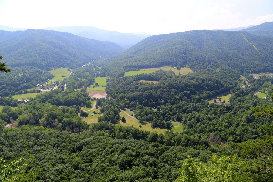 ݣɭסջ   ĩСSeneca RockDans Mountains