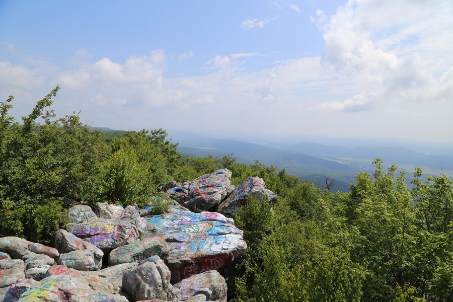 ݣɭסջ   ĩСSeneca RockDans Mountains