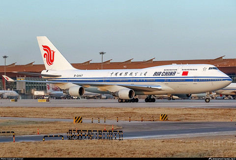 鍥借埅747-400.jpg 鍥借埅747-400.jpg