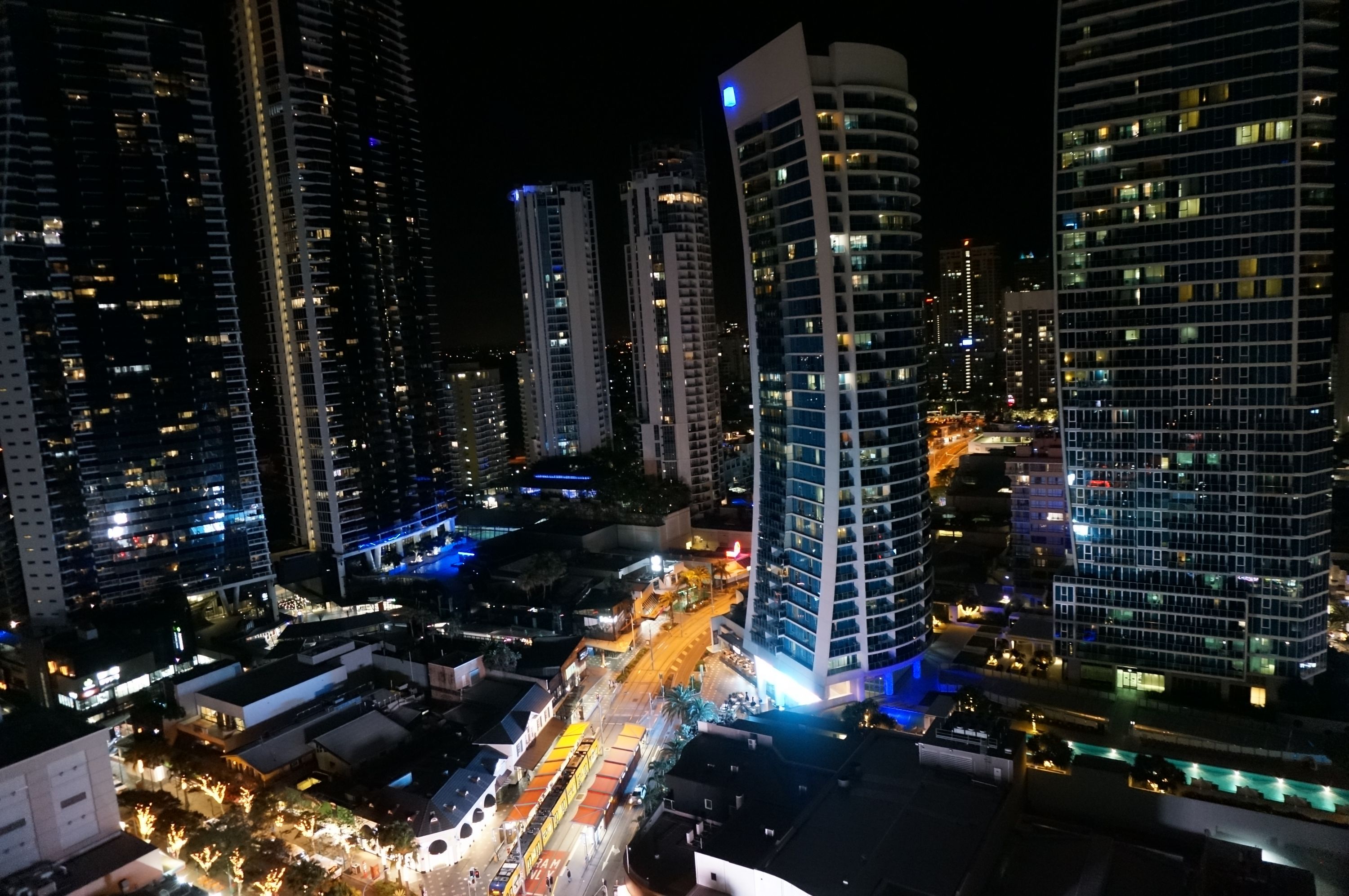 ޻ƽ𺣰ŵسþƵһ A glance at the Novotel Surfers Paradise