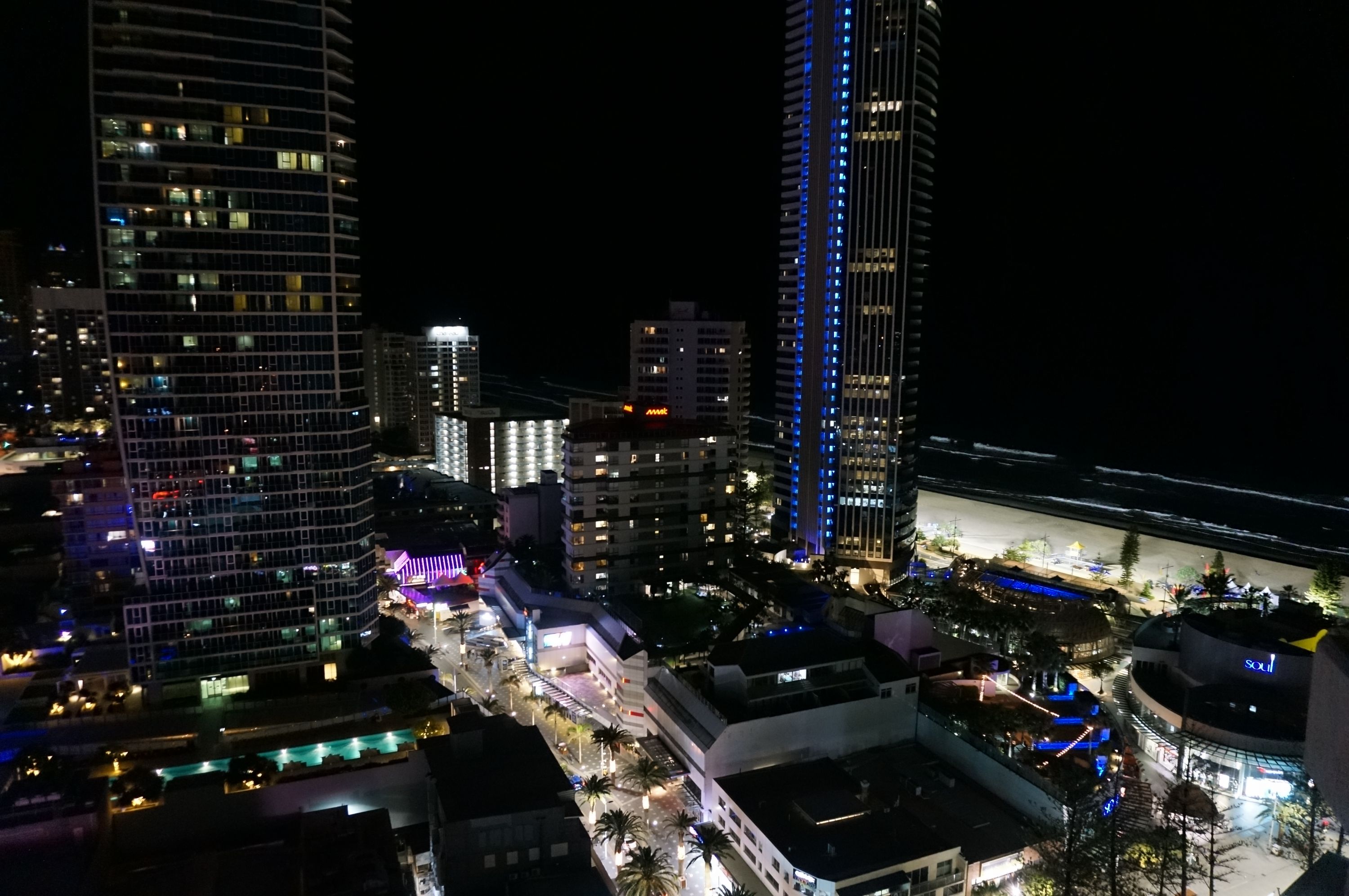 ޻ƽ𺣰ŵسþƵһ A glance at the Novotel Surfers Paradise