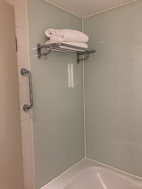 259397128.jpg