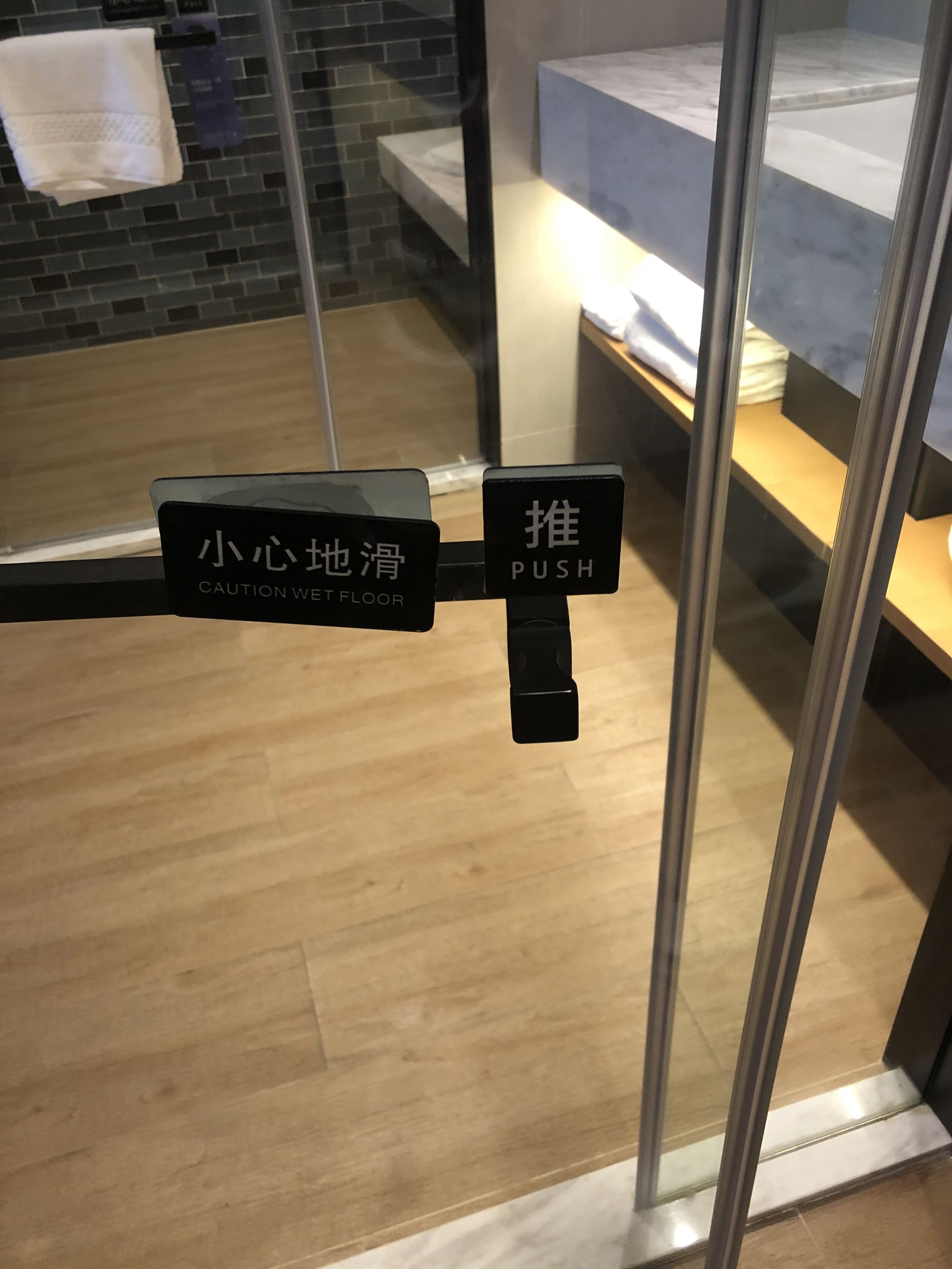ˮ㣬AKA