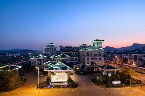 秋高气爽，一起去爬山呀