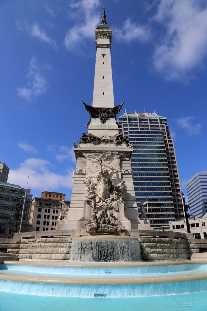 Indianapolis--Downtown Soldiers and Sailors Monument (4).JPG