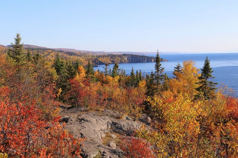 Minnesota--Tettegouche State Park--Palisade Head (4).JPG