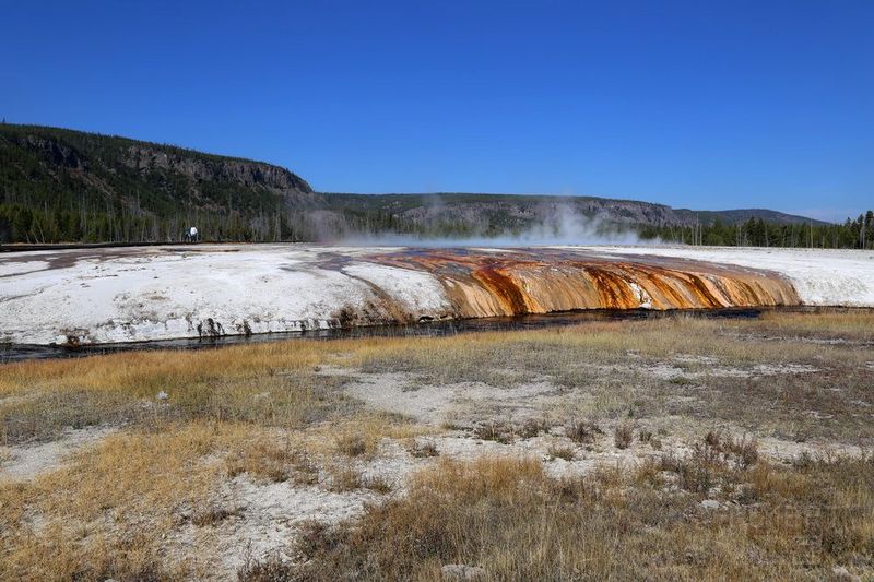 Wyoming--Yellowstone National Park--Black Sand Basin (4).JPG