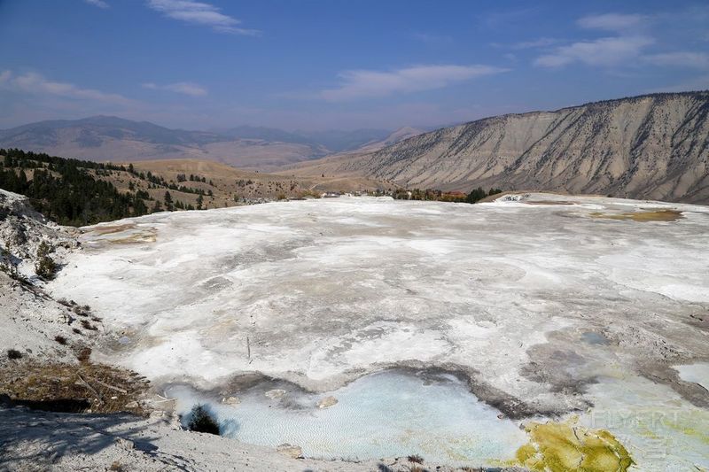 Wyoming--Yellowstone National Park--Mammoth Hot Spring (1).JPG