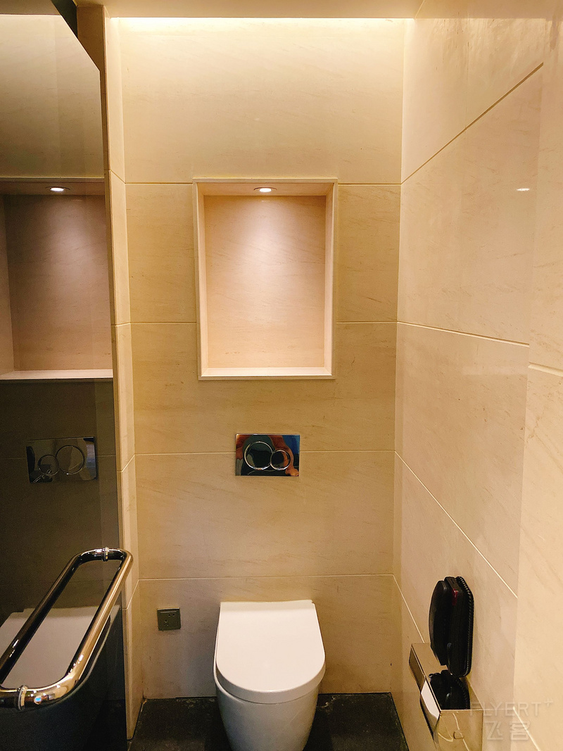 049.JPG 049.JPG