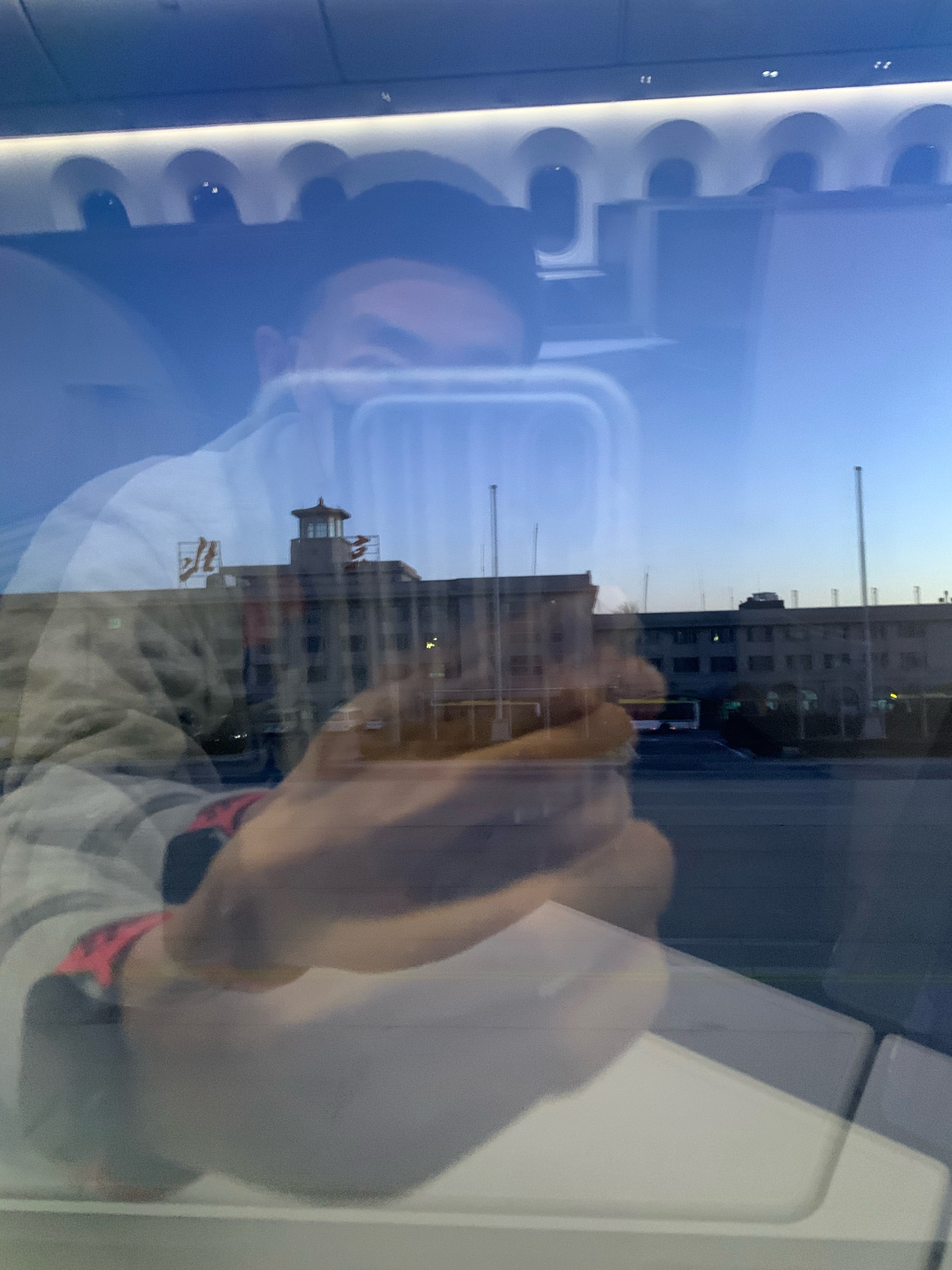 һ HU7601 