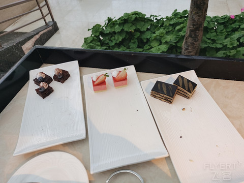 东航随心飞--拉萨圣地天堂洲际大饭店（布达拉宫，大昭寺，八廓街）