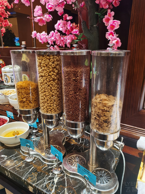 东航随心飞--拉萨圣地天堂洲际大饭店（布达拉宫，大昭寺，八廓街）