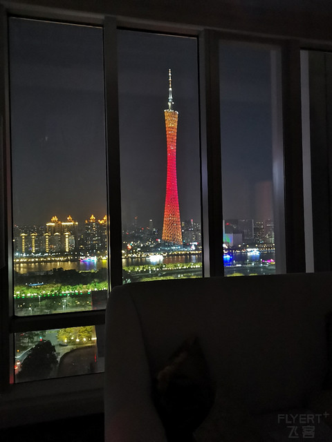 小蛮腰你好  广州丽思卡尔顿尊贵塔景房入住贴