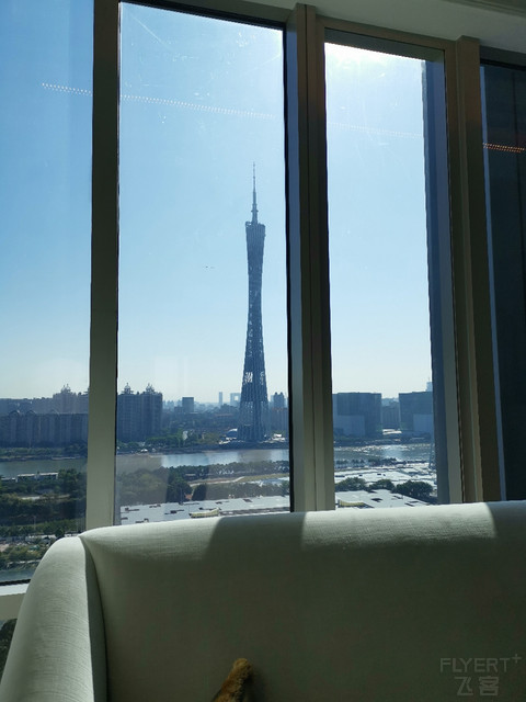 小蛮腰你好  广州丽思卡尔顿尊贵塔景房入住贴