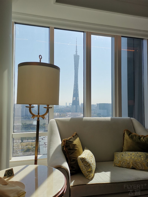 小蛮腰你好  广州丽思卡尔顿尊贵塔景房入住贴