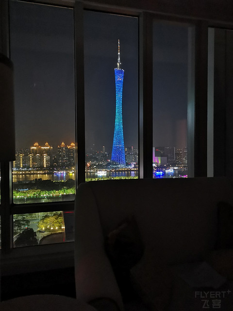 小蛮腰你好  广州丽思卡尔顿尊贵塔景房入住贴