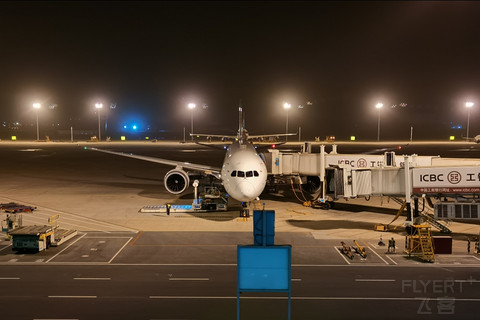 【海南航空】梦之羽B787-9商务舱体验，HU7256，郑州新郑CGO—深圳宝安SZX