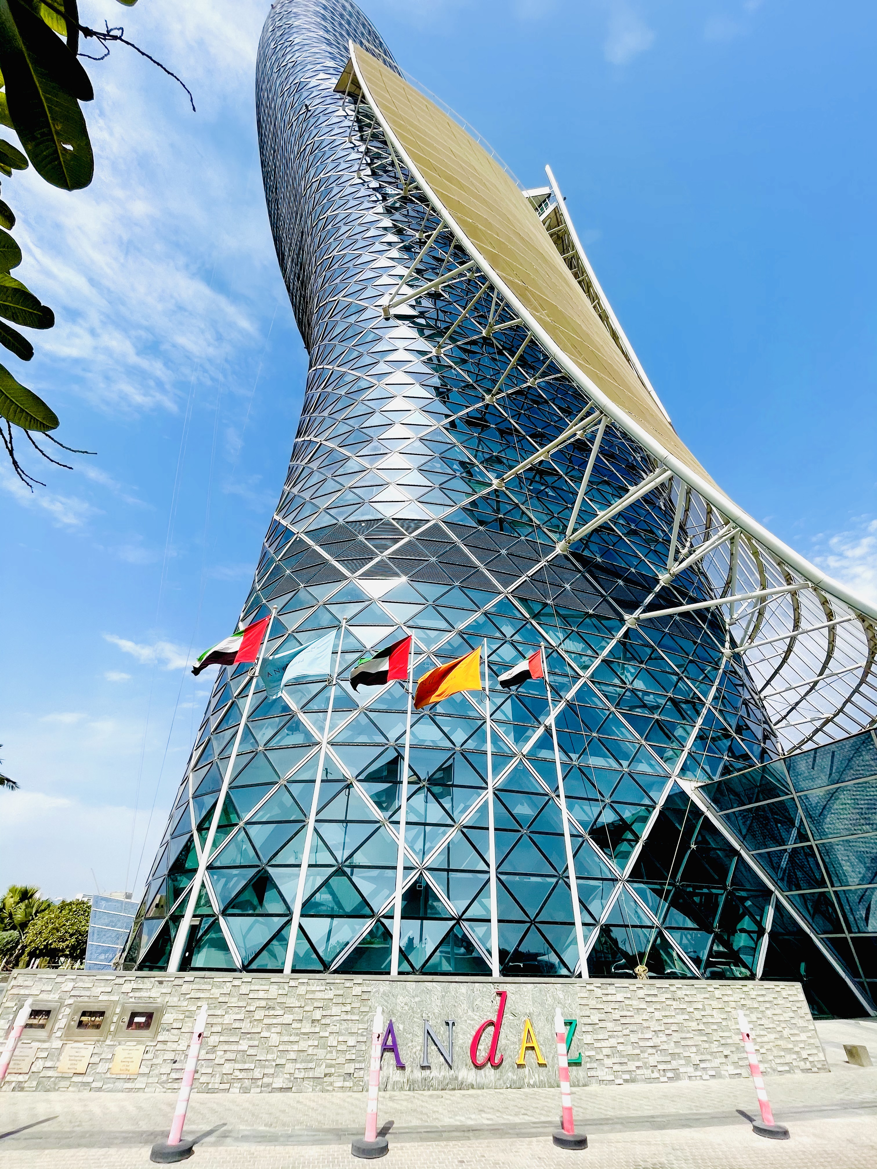 -Andaz Capital Gate, Abu Dhabi - Deluxe room ڼס