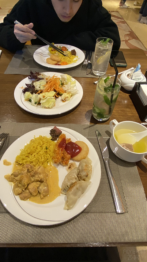 滇池畔 看海鸥的昆明元老级酒店——昆明洲际酒店