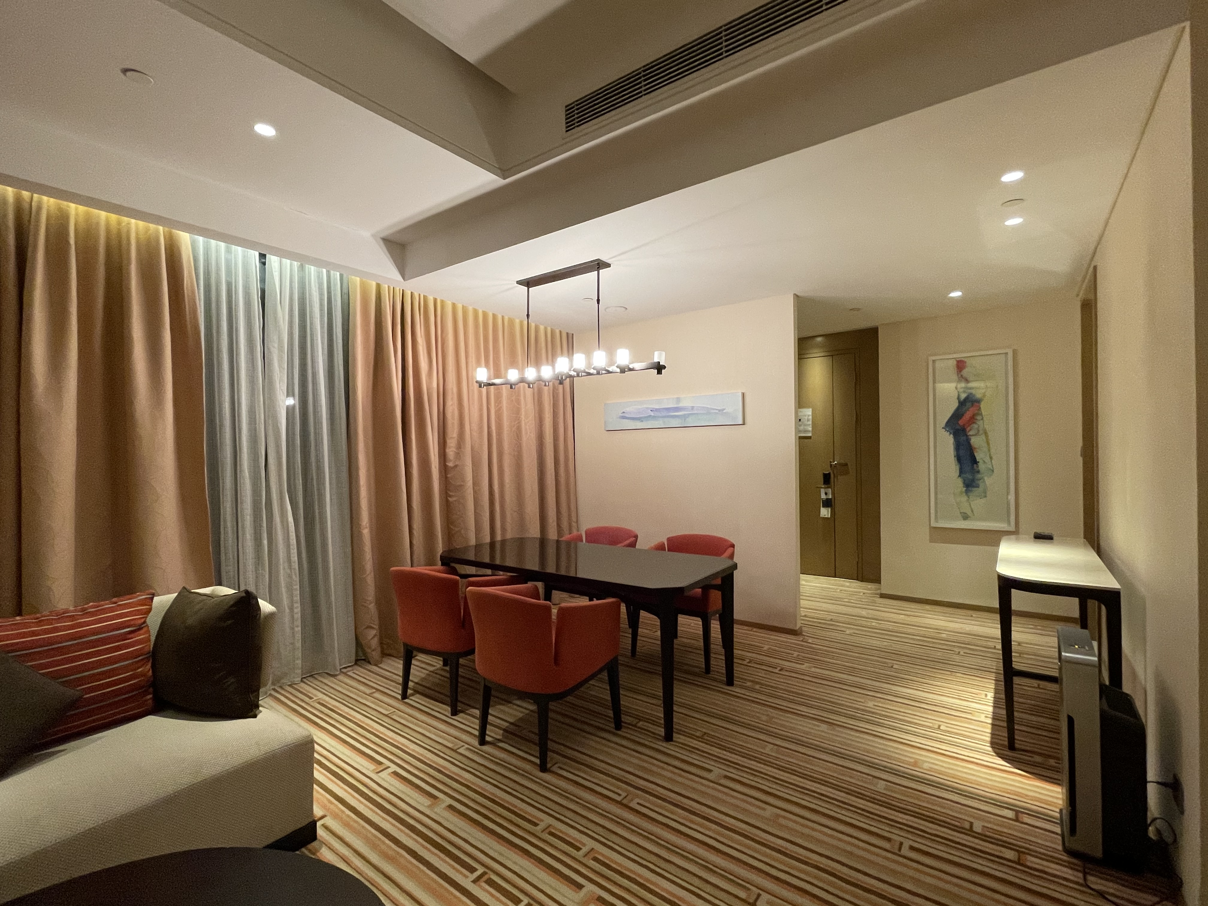 ָϲ  FOUR POINTS by sheraton