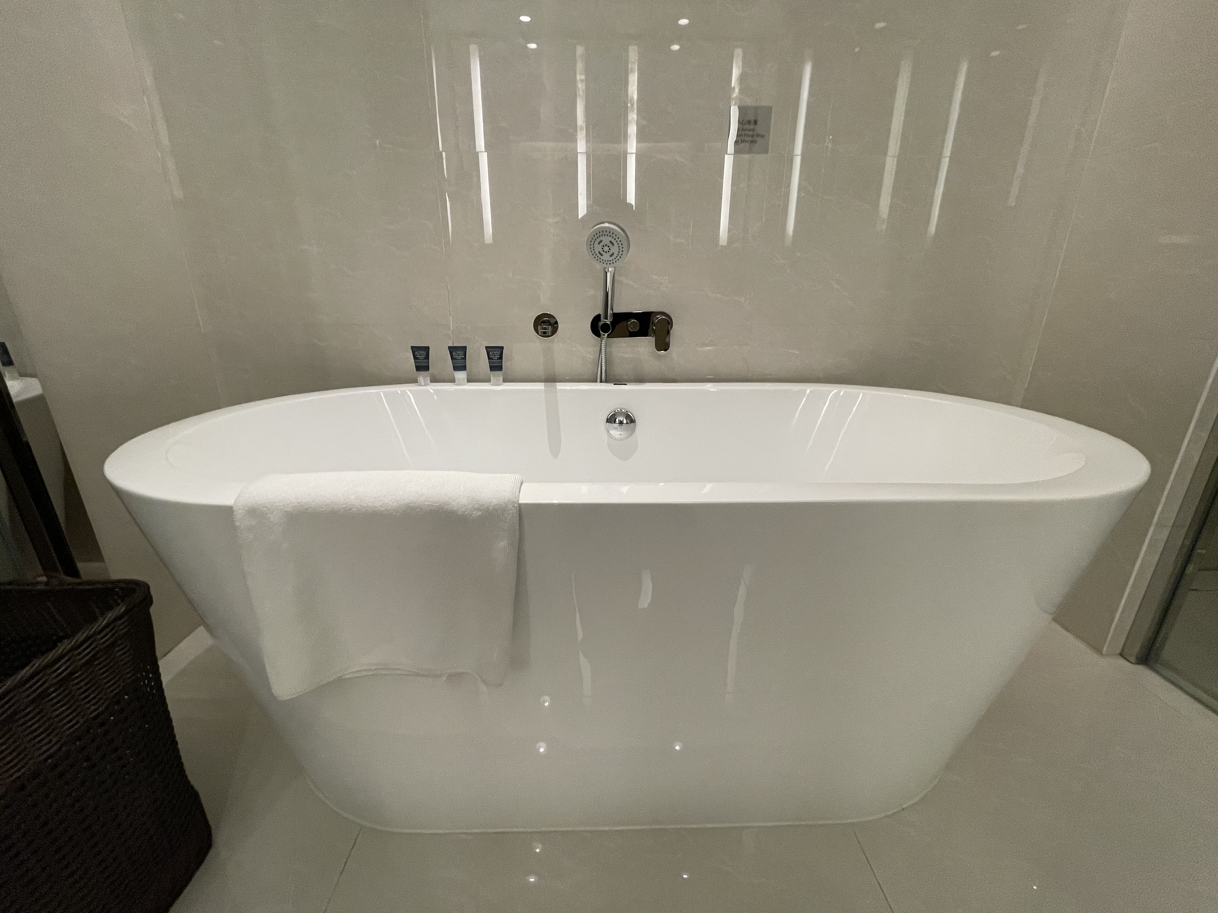 ָϲ  FOUR POINTS by sheraton