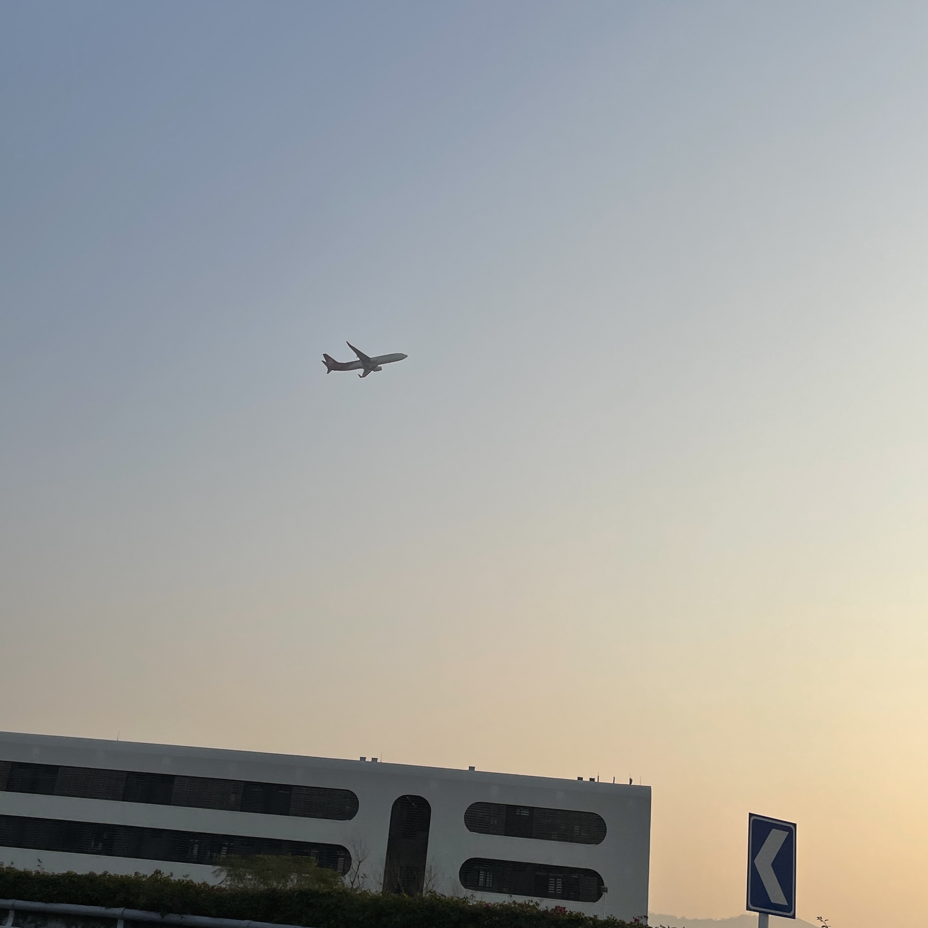  CA1894 ڱ-Ϻֶ A321-200 