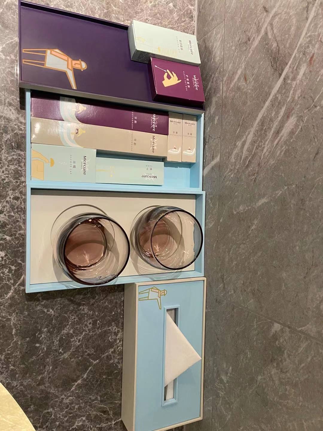 ݰ˳վӾƵ꣬ͥ׷