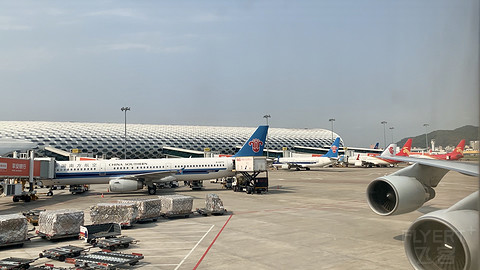 【20210320】中国国际航空 CA1313 公务舱，经典“女皇”波音747-400（B-2447）解锁记