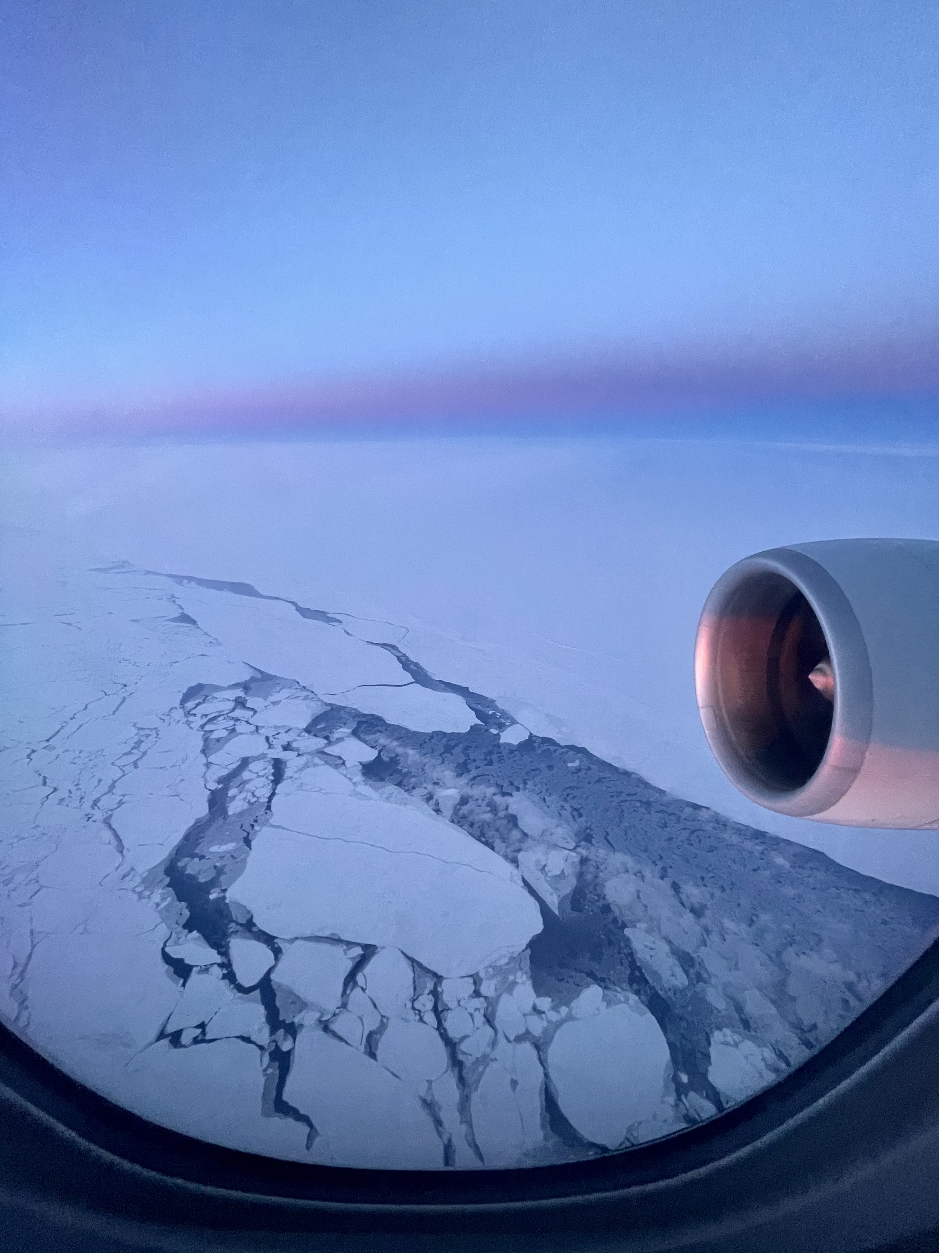 ʱһ룬һˡMU588 JFK-PVG ڼ湫շб