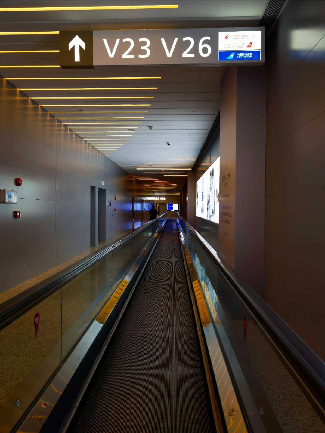 CZ3524 Ϻ- 777-300ER