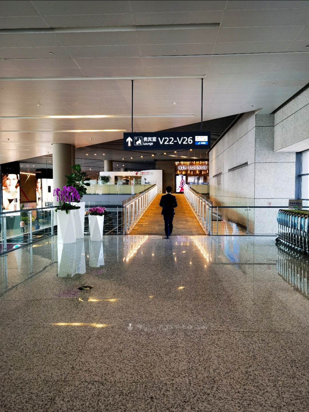 CZ3524 Ϻ- 777-300ER