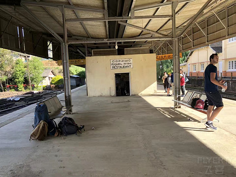 以前正常日子的飞行记录 一个人的斯里兰卡游 回程遇到最严安检 第一次搭乘**33L