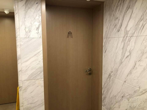 以前的简单记录 第一次经历航班长时间延误 搭乘**国内头等舱由武汉前往杭州