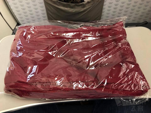 以前的简单记录 第一次经历航班长时间延误 搭乘**国内头等舱由武汉前往杭州
