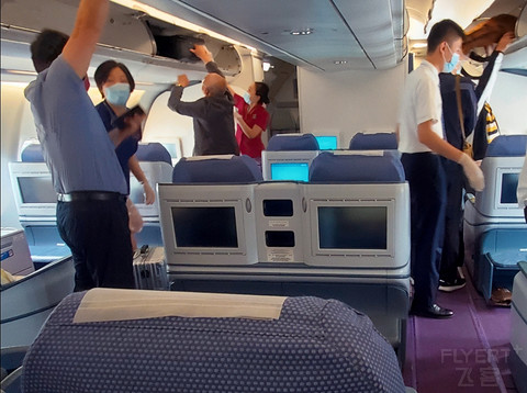 空客大通铺｜CTU-CAN 332公务舱报告